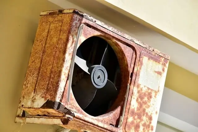 ¿Qué incluye el mantenimiento de un minisplit?